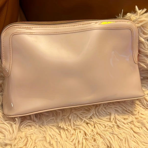 TED BAKER TAUPE PATENT BOW MAKEUP BAG - Picture 6 of 10